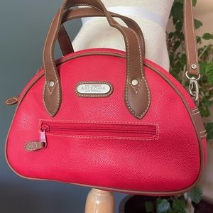 🍄2/$10 Red Arizona Crossbody